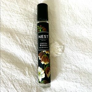 3/$12💖Nest Fragrances Cocoa Woods Eau de Parfum Rollerball- DISCONTINUED